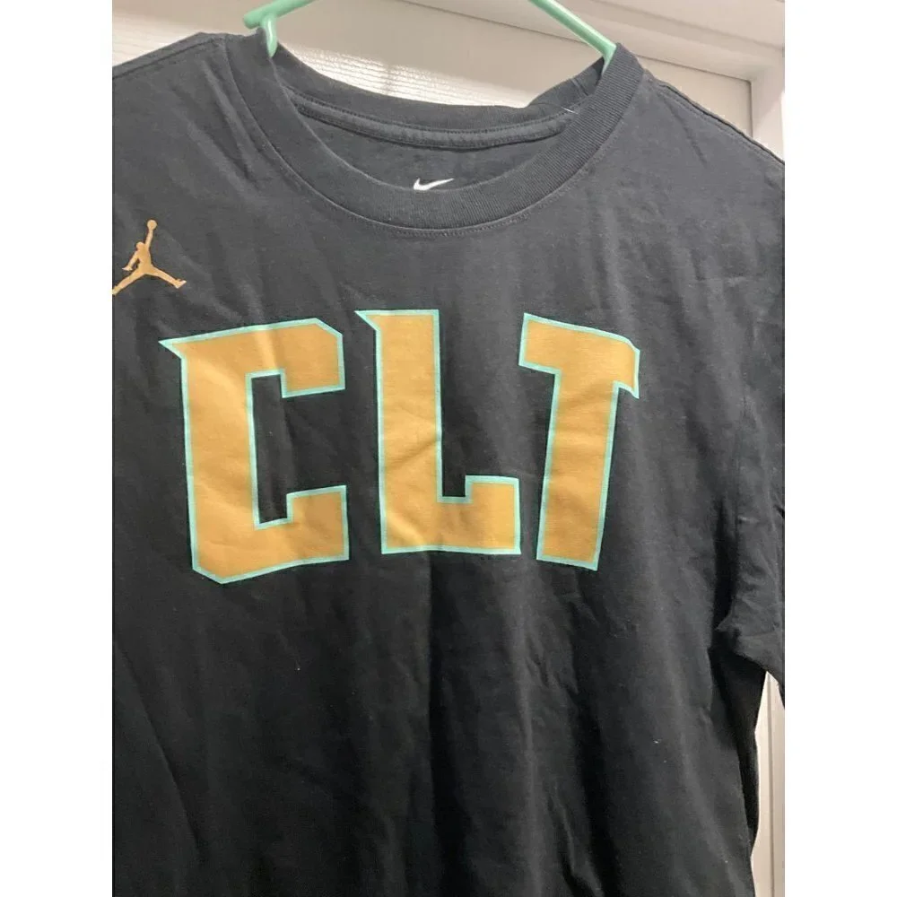 CHARLOTTE Hornets‎ City Edition Jordan T-shirt Size  XS